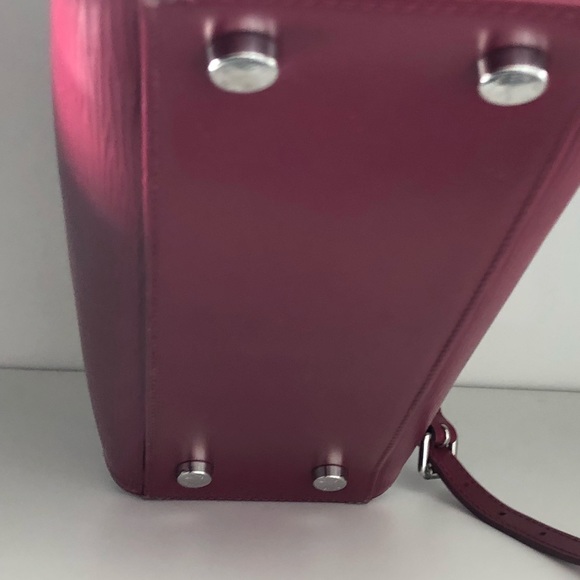 Louis Vuitton Epi Leather Brea MM Bag - Picture 7 of 8